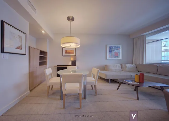 Conrad Miami Suites By Seven